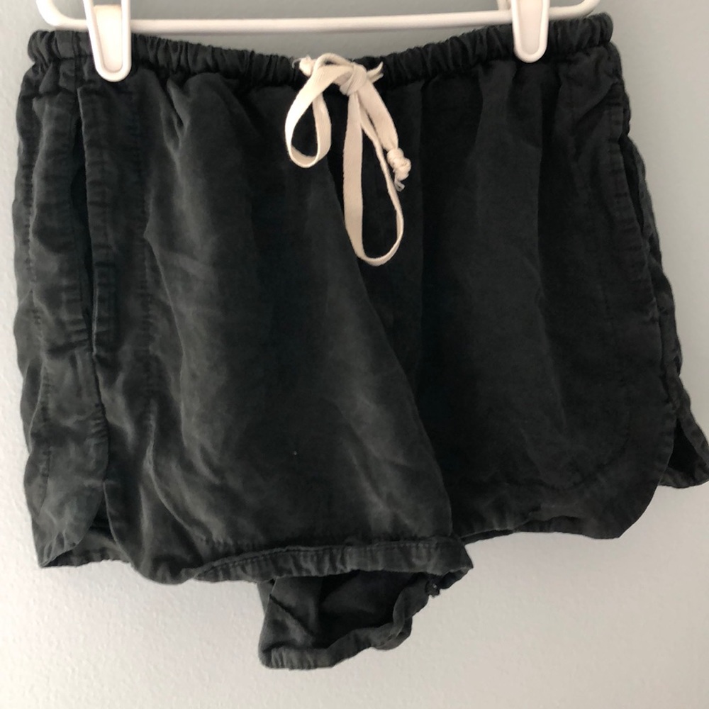 Brandy Melville shorts
